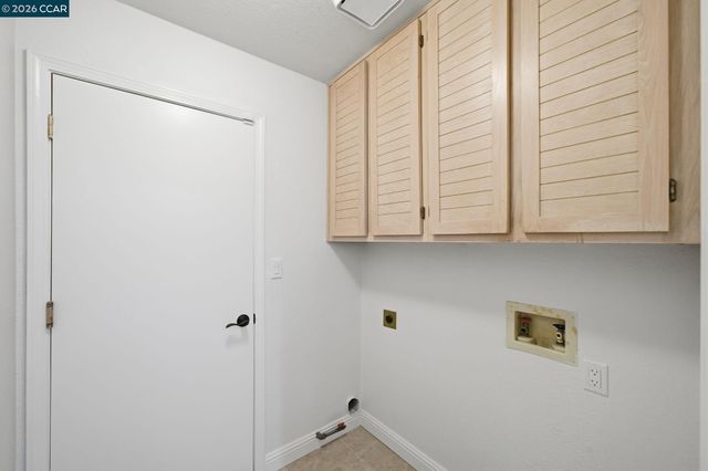 908 Vista Pointe Dr, San Ramon, CA 94582