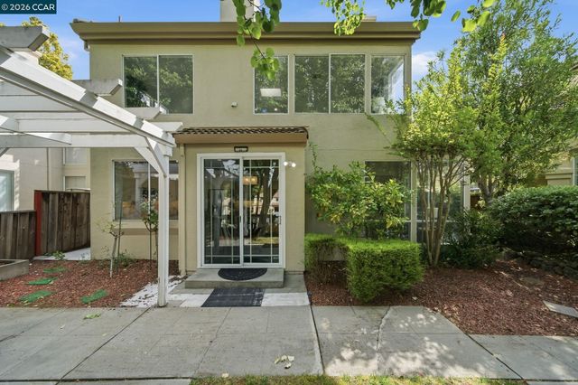 908 Vista Pointe Dr, San Ramon, CA 94582