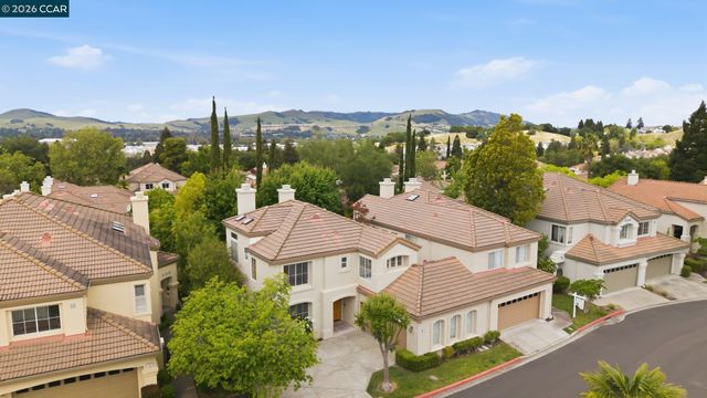 908 Vista Pointe Dr, San Ramon, CA 94582