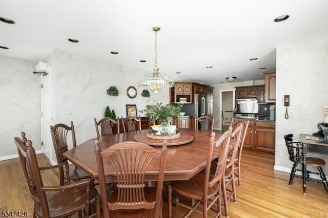 211 Lorraine Dr, Berkeley Heights Twp., NJ 07922