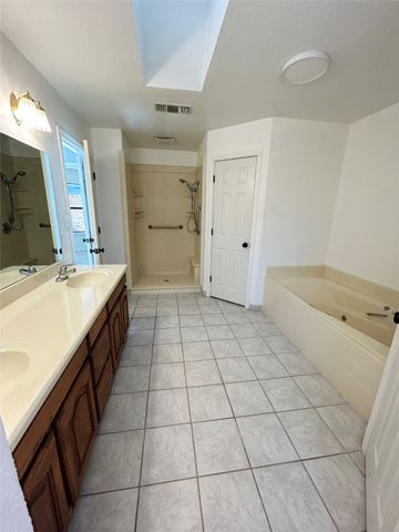 1300 3rd Street, Granbury, TX 76048