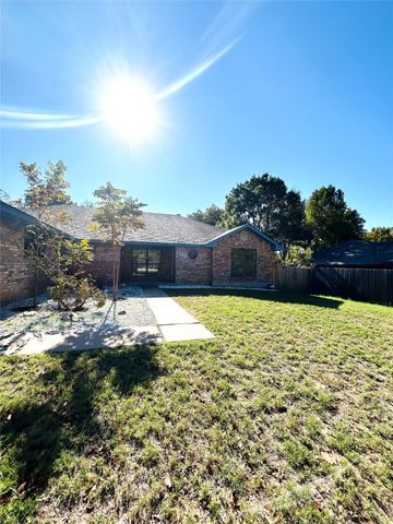 1300 3rd Street, Granbury, TX 76048