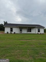 7335 Sandy Cross Road, Carnesville, GA 30521