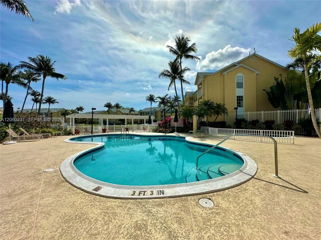 6292 La Costa Drive H, Boca Raton, FL 33433