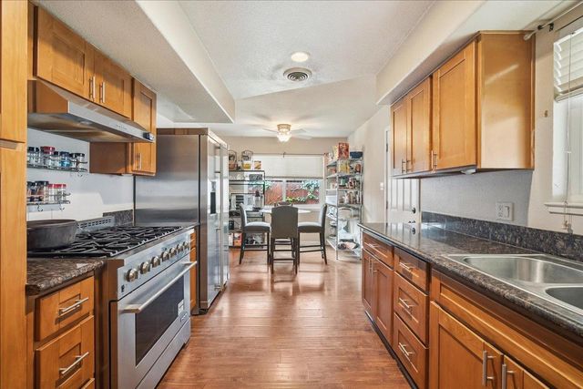 7436 Kanai Ave, Citrus Heights, CA 95621