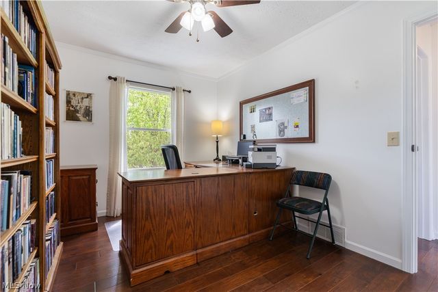 821 36th Street NW, Canton, OH 44709