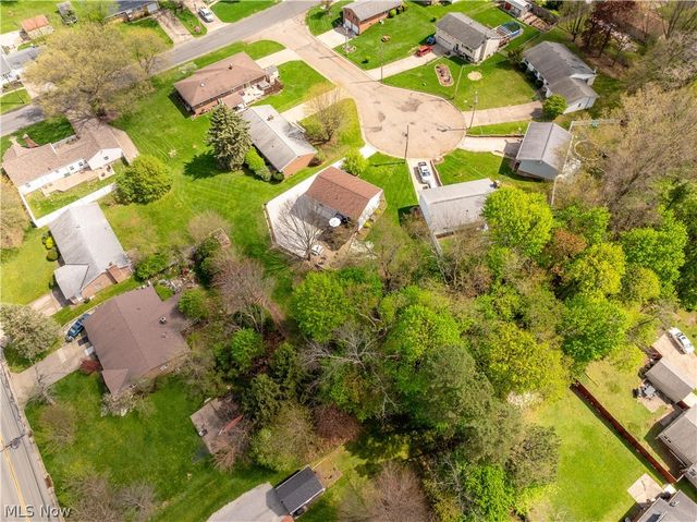 821 36th Street NW, Canton, OH 44709