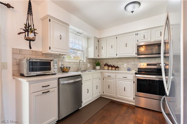 821 36th Street NW, Canton, OH 44709