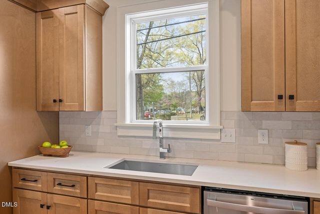 310 W Club Boulevard, Durham, NC 27704