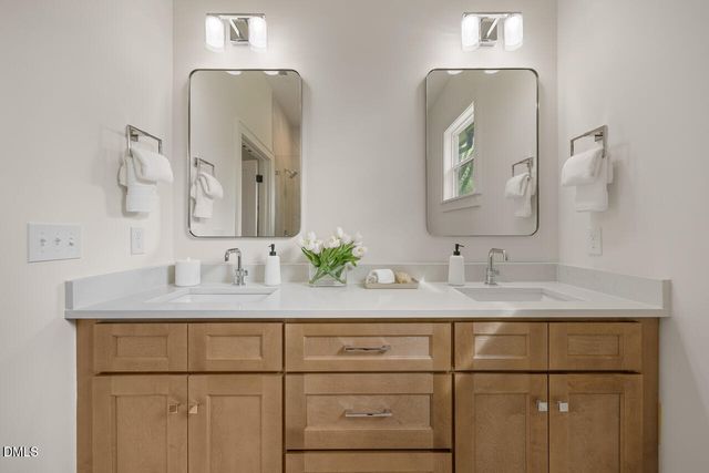 310 W Club Boulevard, Durham, NC 27704