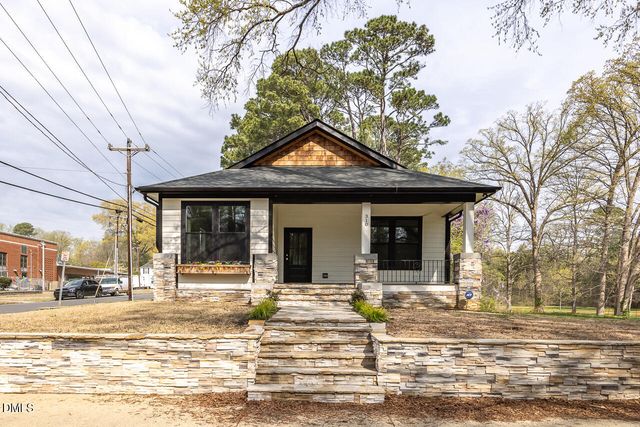 310 W Club Boulevard, Durham, NC 27704