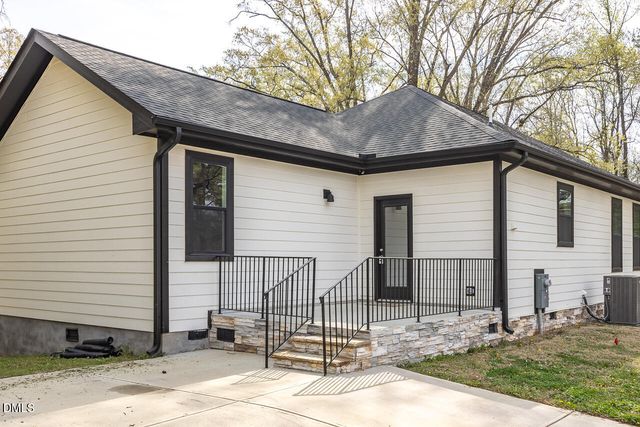 310 W Club Boulevard, Durham, NC 27704