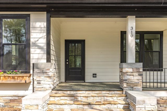 310 W Club Boulevard, Durham, NC 27704