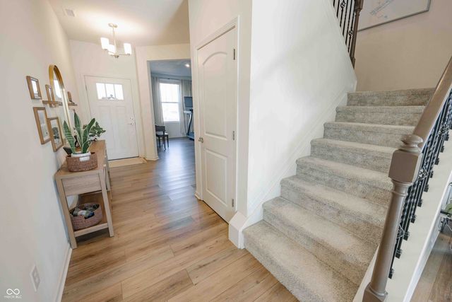 5421 Noble Crossing Parkway W, Noblesville, IN 46062