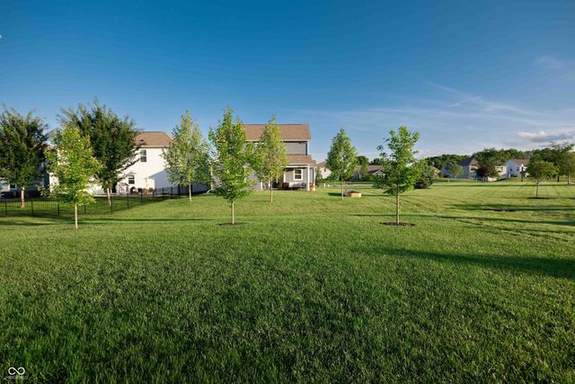 5421 Noble Crossing Parkway W, Noblesville, IN 46062