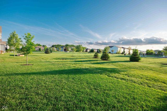 5421 Noble Crossing Parkway W, Noblesville, IN 46062