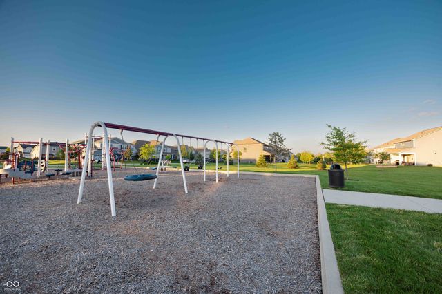 5421 Noble Crossing Parkway W, Noblesville, IN 46062