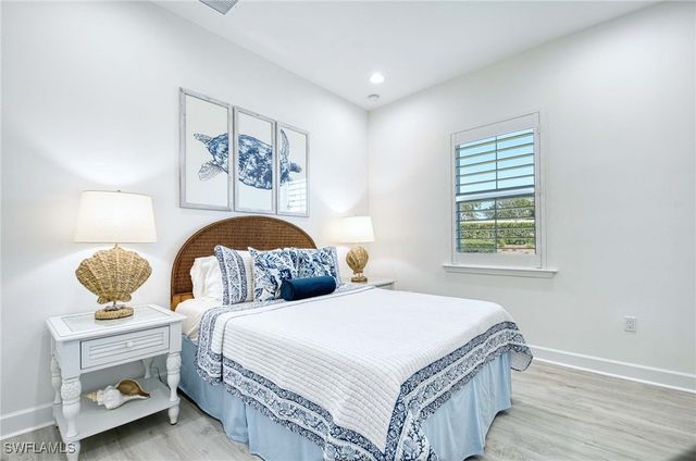 6984 Saona CT, Naples, FL 34113