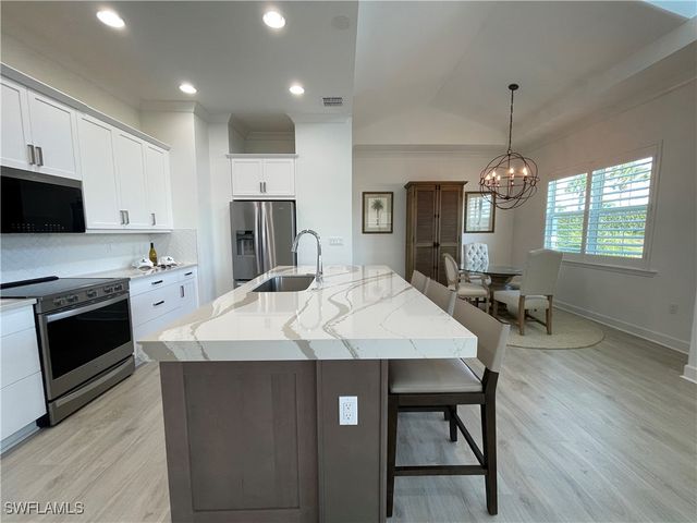 6984 Saona CT, Naples, FL 34113