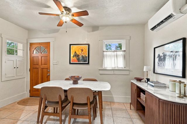 923 Arno Street SE, Albuquerque, NM 87102