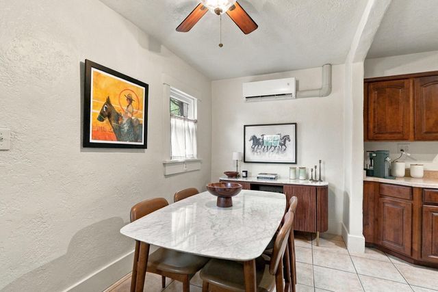 923 Arno Street SE, Albuquerque, NM 87102