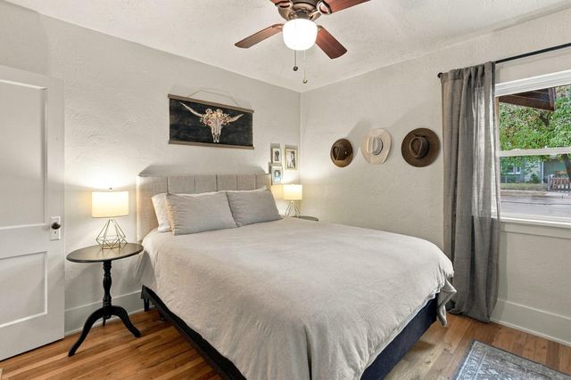 923 Arno Street SE, Albuquerque, NM 87102