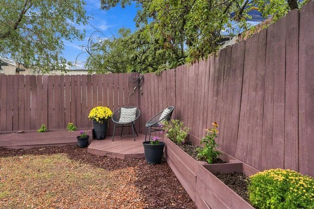923 Arno Street SE, Albuquerque, NM 87102