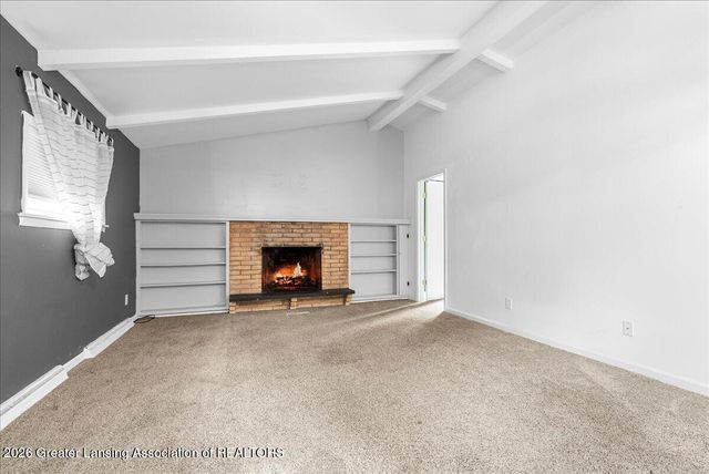 211 N Deerfield Avenue, Lansing, MI 48917