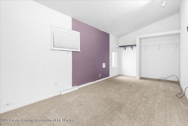 211 N Deerfield Avenue, Lansing, MI 48917
