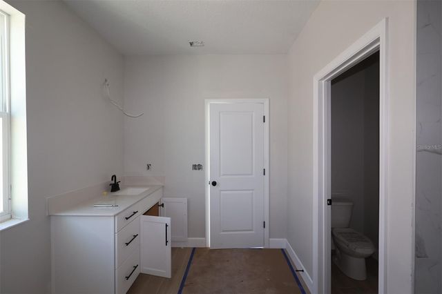 5300 CENTER LAKE RANCH BOULEVARD, St Cloud, FL 34771