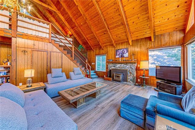 5522 Acorn, Wrightwood, CA 92397