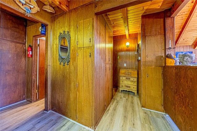 5522 Acorn, Wrightwood, CA 92397