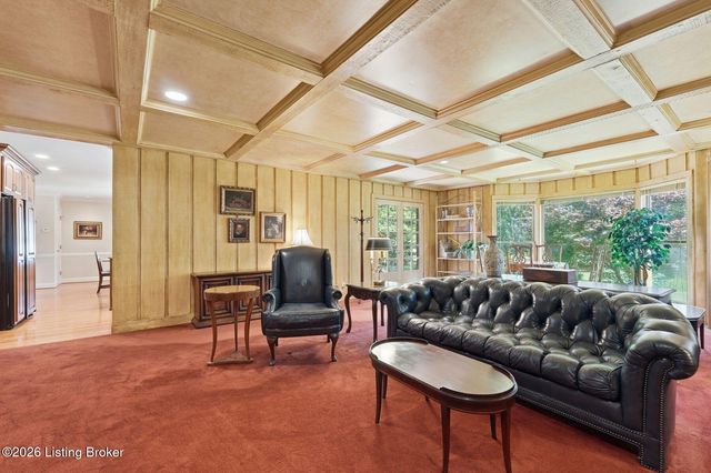 6402 Haverhill Rd, Louisville, KY 40222