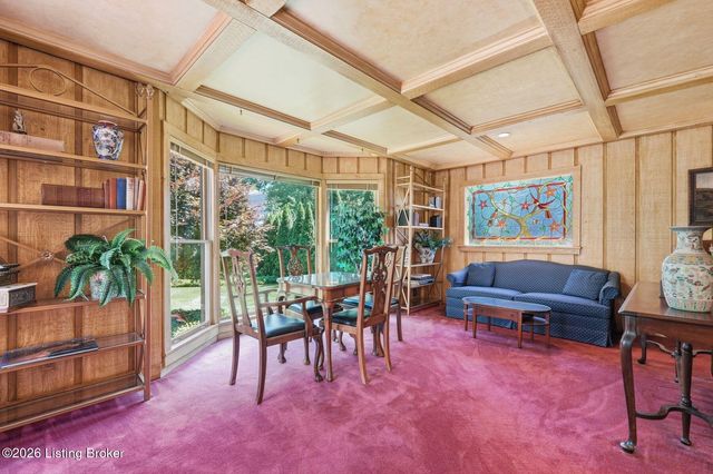 6402 Haverhill Rd, Louisville, KY 40222