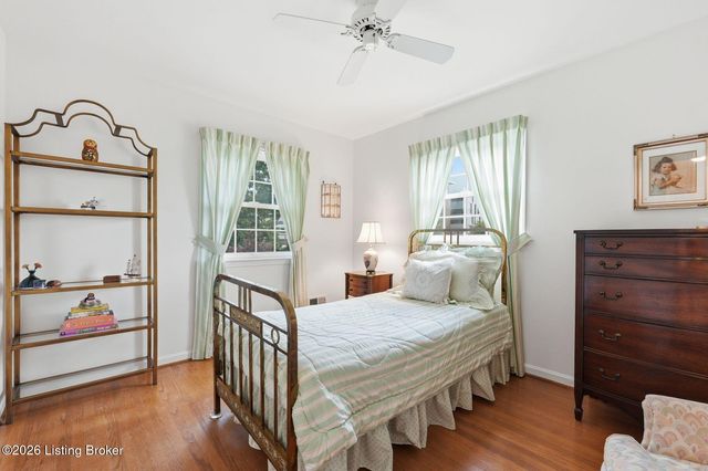 6402 Haverhill Rd, Louisville, KY 40222