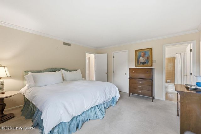 6402 Haverhill Rd, Louisville, KY 40222