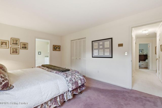 6402 Haverhill Rd, Louisville, KY 40222