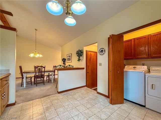 122 Sturbridge Drive, Medina, OH 44256