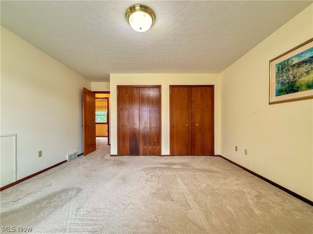 122 Sturbridge Drive, Medina, OH 44256