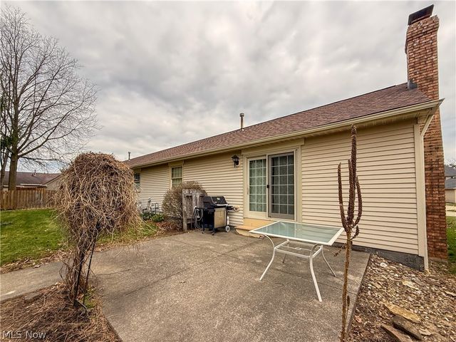 122 Sturbridge Drive, Medina, OH 44256