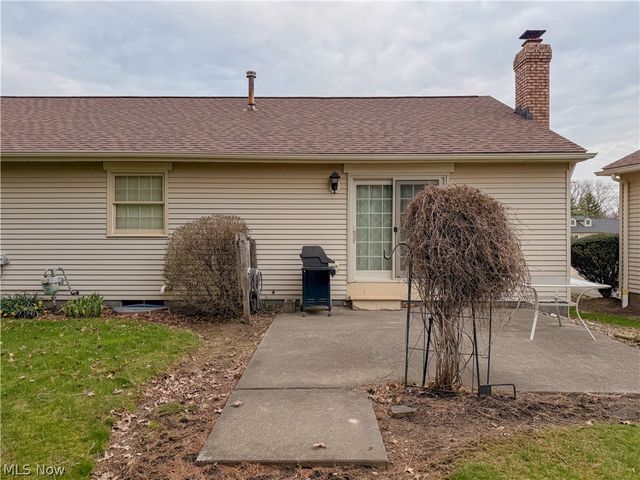 122 Sturbridge Drive, Medina, OH 44256