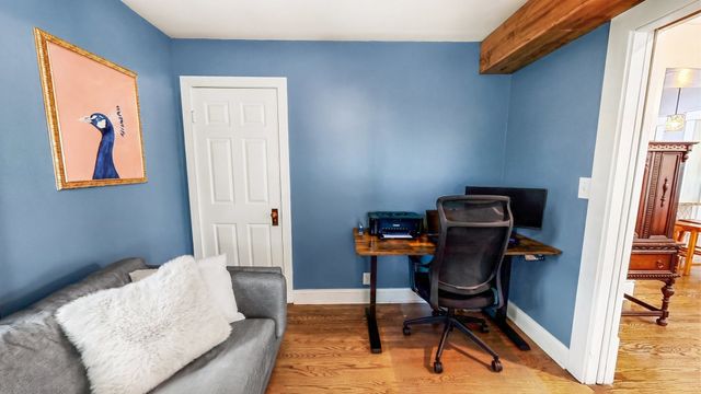 4949 W Winona Street, Chicago, IL 60630