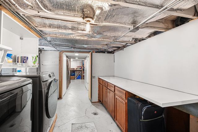 4949 W Winona Street, Chicago, IL 60630