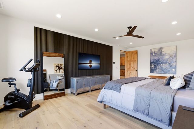141 Paseo Aragon, Santa Fe, NM 87506