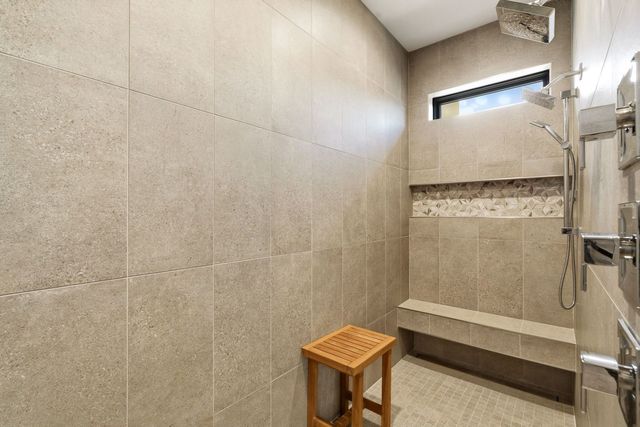 141 Paseo Aragon, Santa Fe, NM 87506