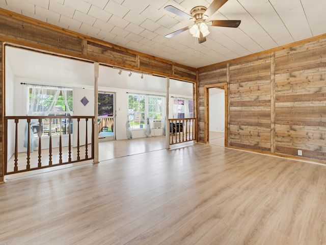 601 S Miller Street, Decatur, TX 76234