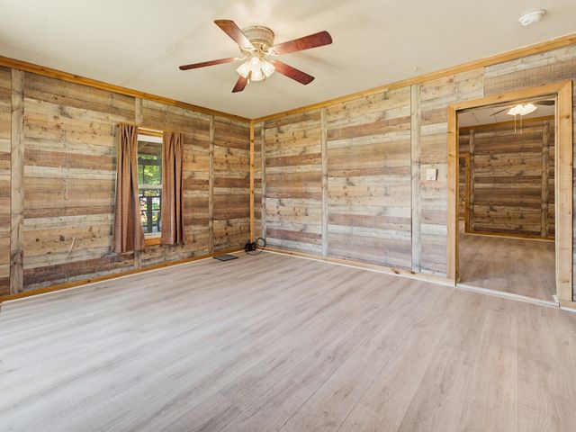 601 S Miller Street, Decatur, TX 76234