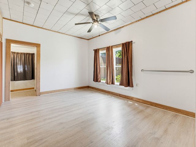 601 S Miller Street, Decatur, TX 76234