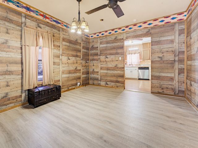 601 S Miller Street, Decatur, TX 76234