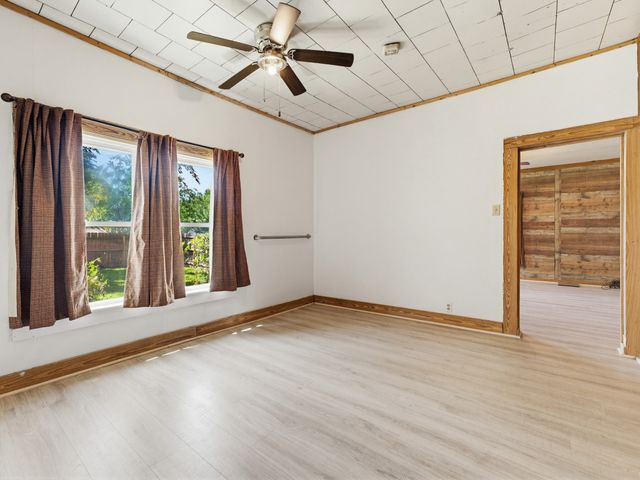 601 S Miller Street, Decatur, TX 76234